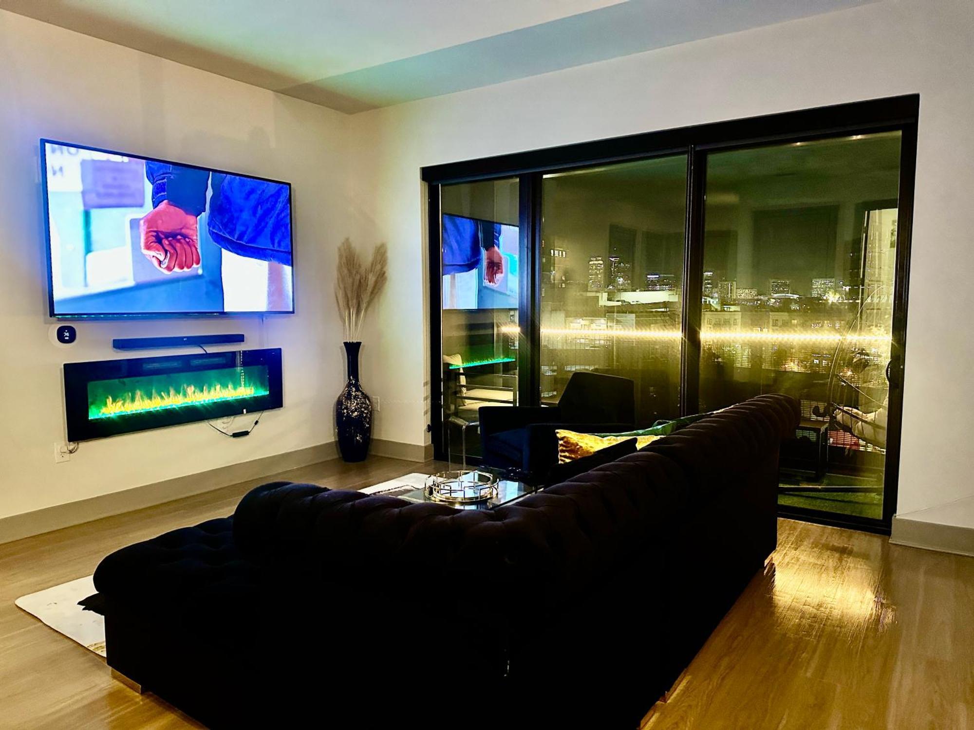 Modern Luxury At The Interlock Apartment Atlanta Exterior photo